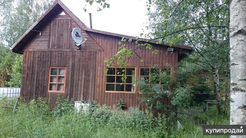 Продам участок с домиком, баней, гаражом, лодкой.