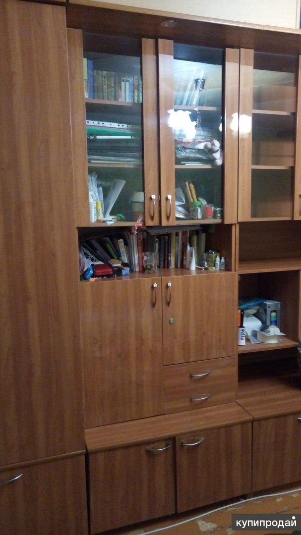 Продам стенку бу. Молдавские стенки. Продам стенку бу. Продается стенка б/у в хорошем. Стенка старого образца.