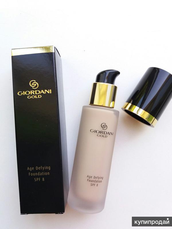Стойкая минеральная тональная основа Giordani Gold
