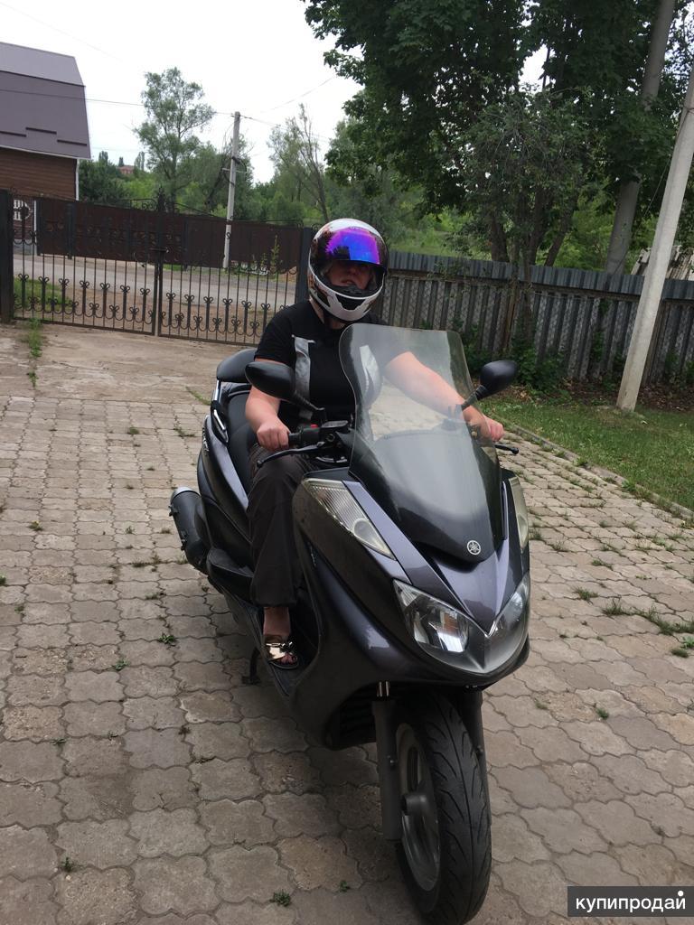 Скутер уфа. Maxi Scooter Majesty 400 Yamaha. Yamaha Majesty 400 кубов. Маджести 250 кубов скутер. Yamaha скутер 250 кубов.