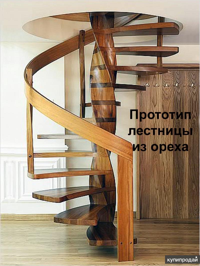 Купить винтовую лестницу на второй. Лестница полувинтовая деревянная. Винтовая лестница на больцах. Малогабаритная винтовая лестница suono 120/60. Лестница полувинтовая деревянная на второй этаж.