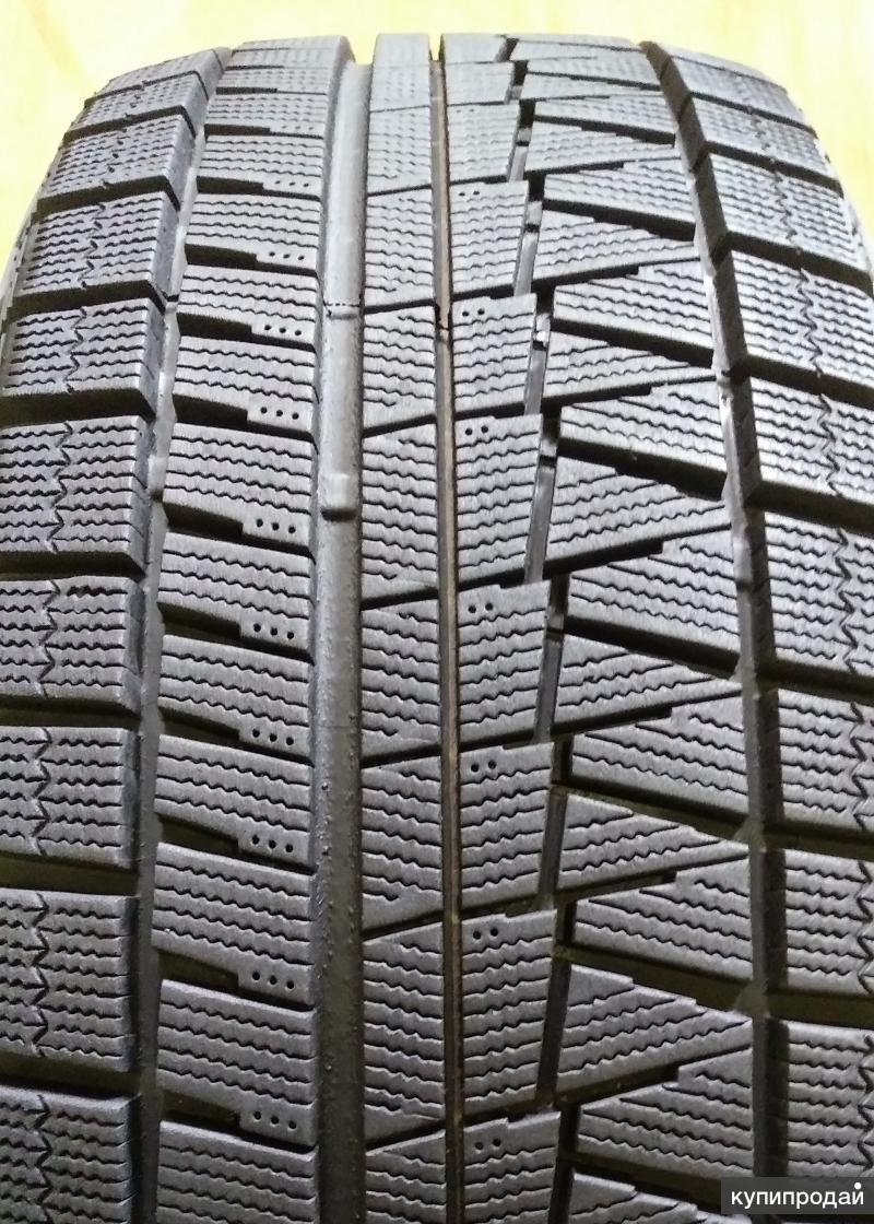 Купить шины blizzak. Bridgestone Blizzak Revo GZ 225/50 r17. Bridgestone Blizzak 225 50 17. Бриджстоун близак Рево GZ. Автошина Bridgestone Blizzak Revo GZ 225/50/17 94s.