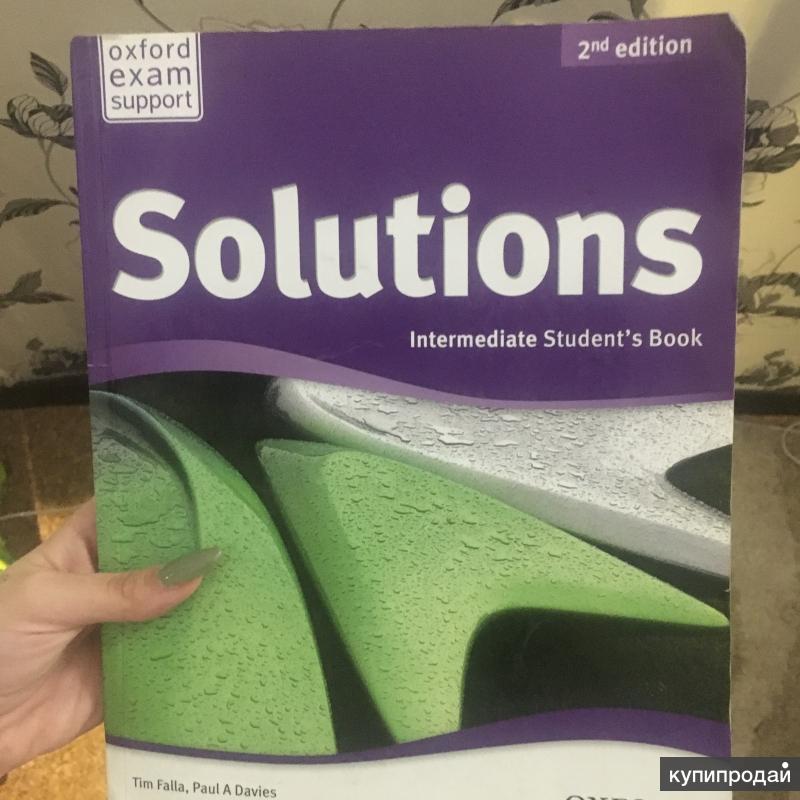 Английский язык pre intermediate students book. Solutions Intermediate 2rd Edition. Учебник solutions Intermediate. Solutions Intermediate student's book. Solutions фиолетовый.