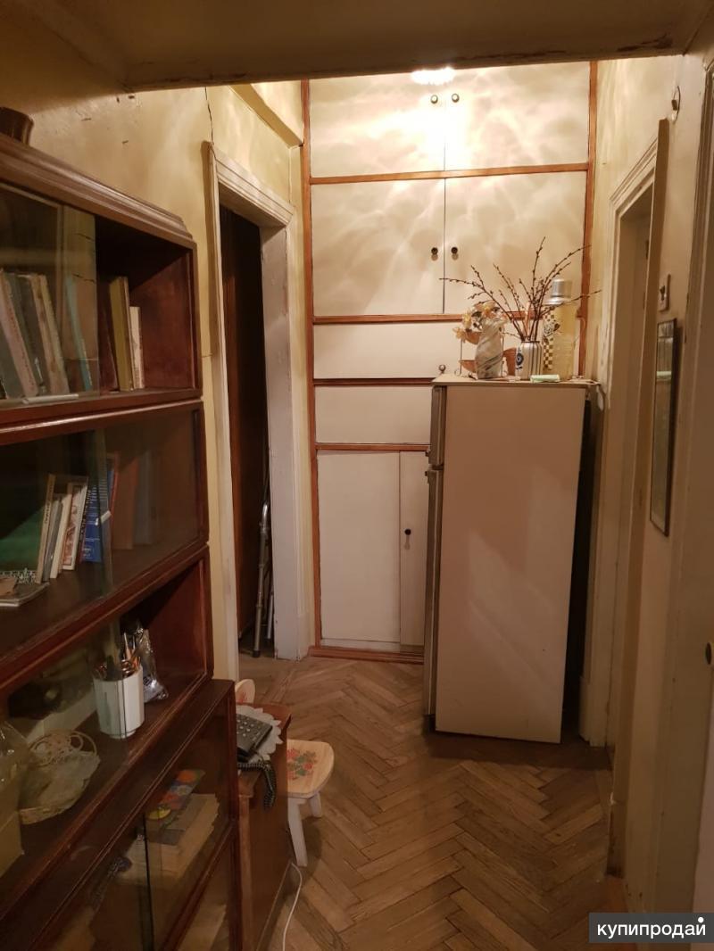 Бельэтаж в Сталинке 2-к квартира, 72 м2, 1/9 эт. в Москве