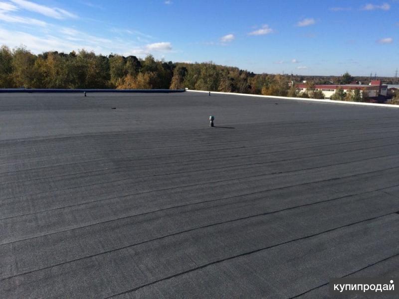 Битумная кровля на плоской кровли. Рулонная кровля текстура. Плоская крыша битумная. Кровля рубероид текстура