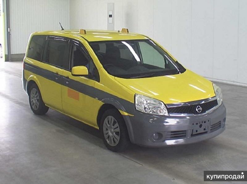 Nissan Lafesta 7-ми местный минивен