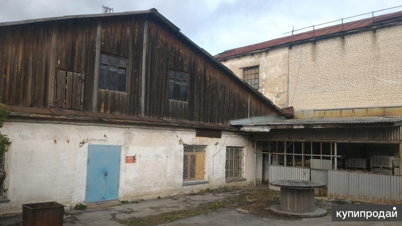 Часть производственно-складской базы 3 объекта с землей Свердловская обл.