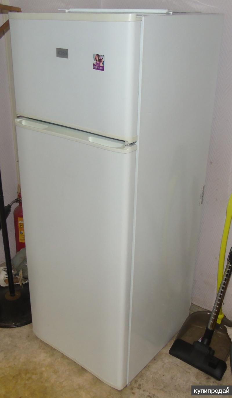 Где купить холодильник б у. Zanussi ZRD 324 wo. Буушныей холодильник. Бэушные холодильники. Продается холодильник.