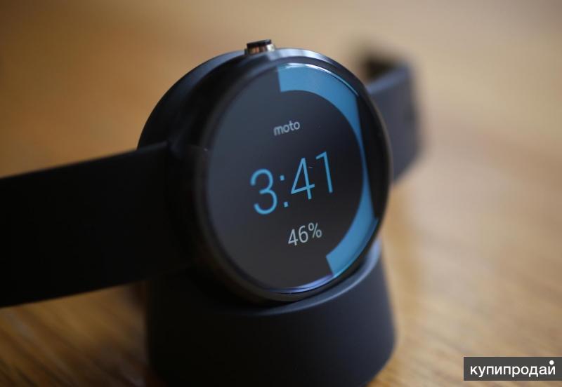 Смарт-часы Motorola Moto 360 (black)