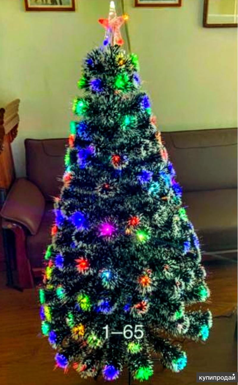 Прическа елка. Елка одевается. Костюм елки для мужчины. Елка одевается. Елка наряжается праздник.