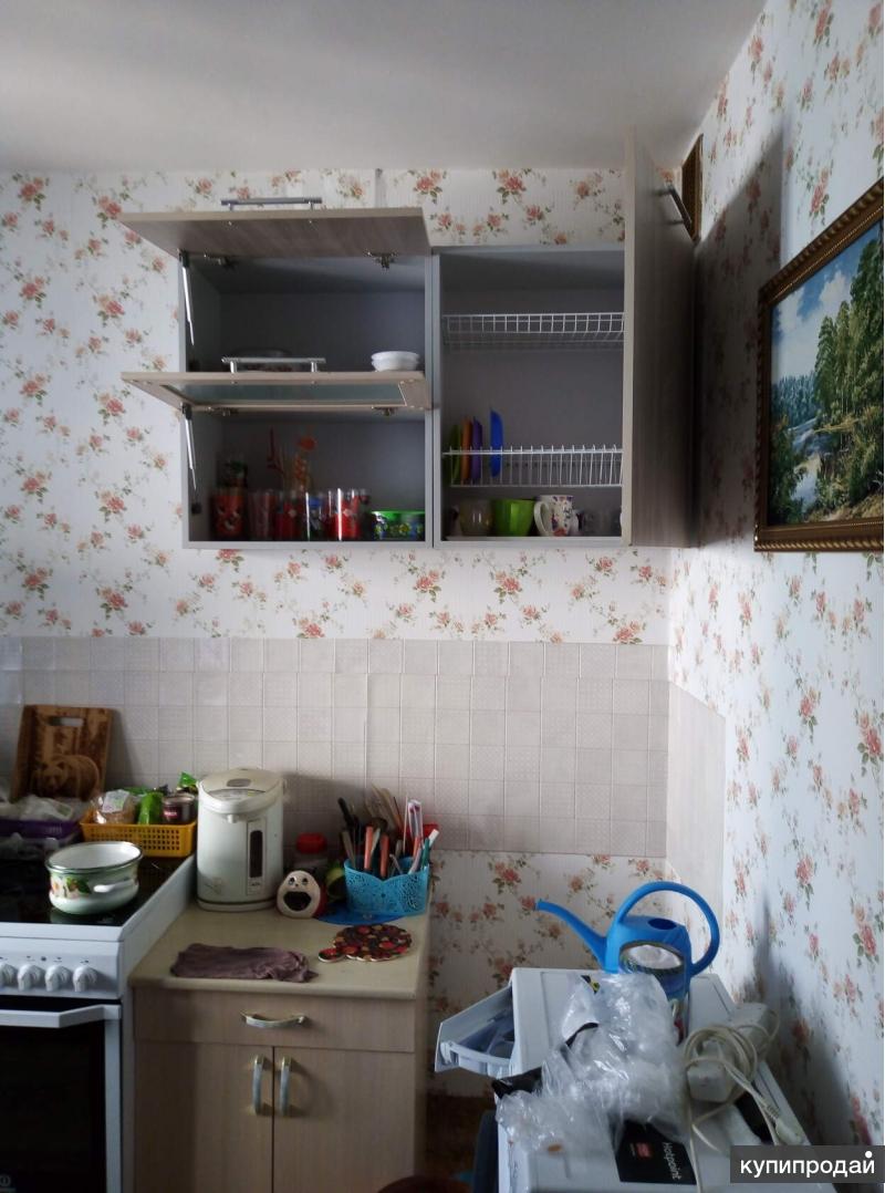 продам кухонную мебель в Красноярске