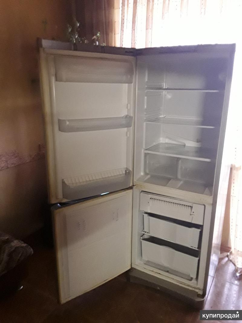 Продаю холодильник Индезит, двухкамерный,авторазморозка,высота 175 см ...