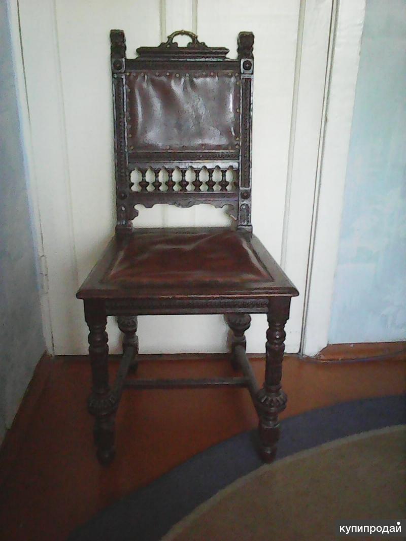 Старинный стул в русском стиле