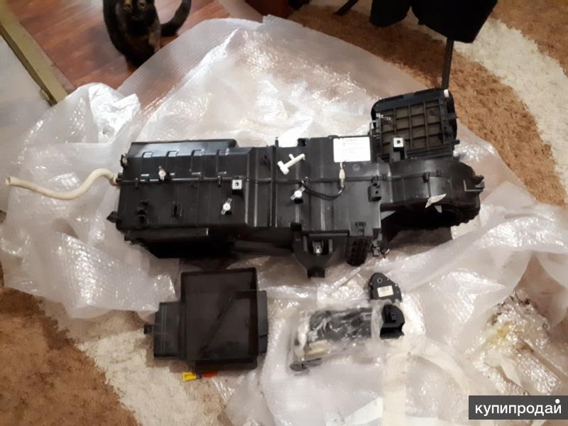 Радиатор печки мерседес мл163. Корпус печки мерседес w166. Печка горячий мл 163. Печка мерседес w163. Печка мерседес w163.