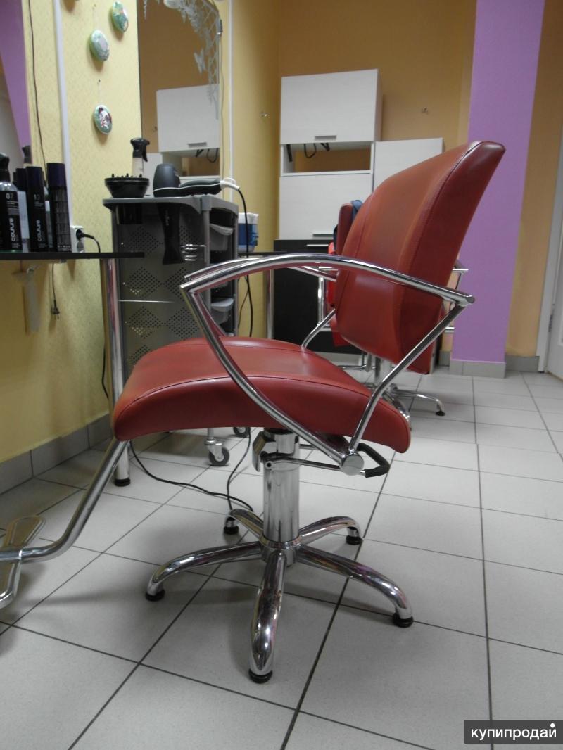 Парикмахерская кресло купить бу. Оборудование для парикмахерских. Кресло для салона красоты. Кресло для парикмахерской б/у. Парикмахерское кресло терракот.