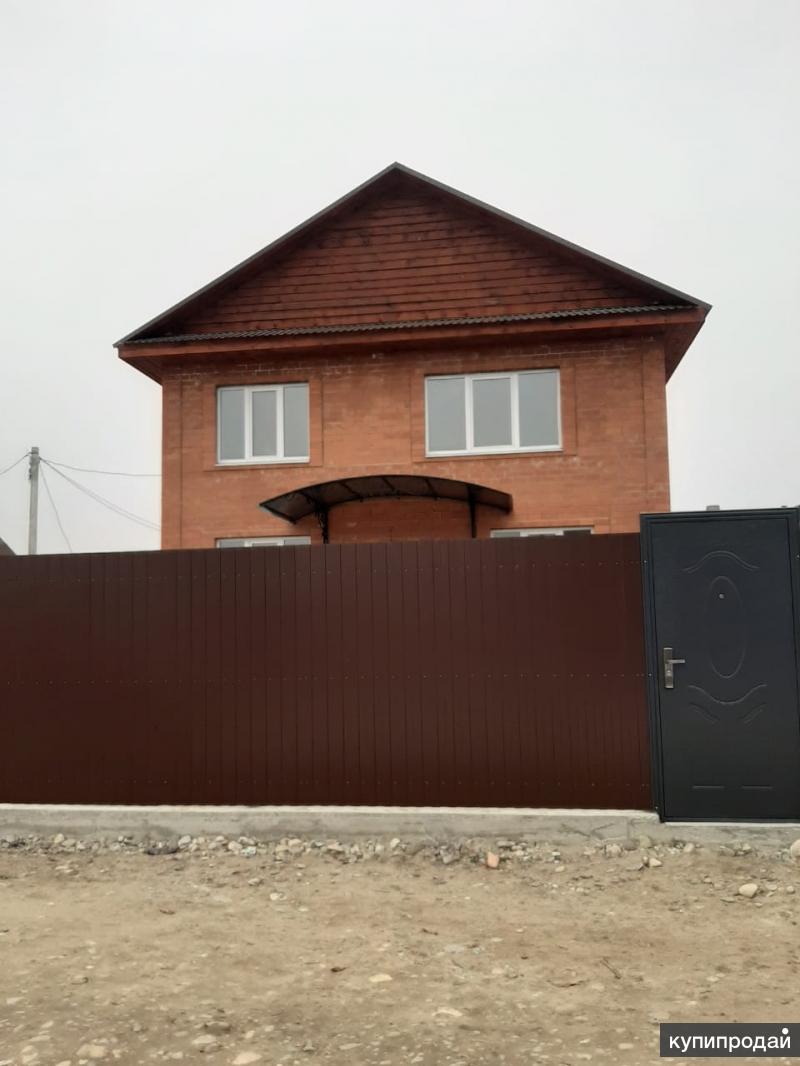Продается полностью благоустроенный дом из кирпича
