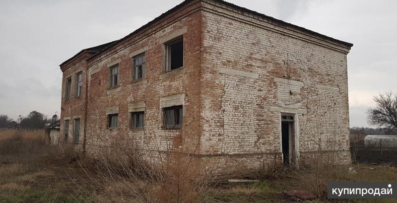 Земельный участок с домом и выходом к реке в Раздольной