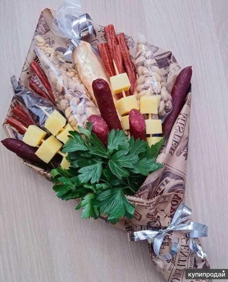 Оригинальные вкусные букеты. Красивые съедобные букеты. Съедобные букеты для мужчин. Съедобный букет. Фруктовый букет.