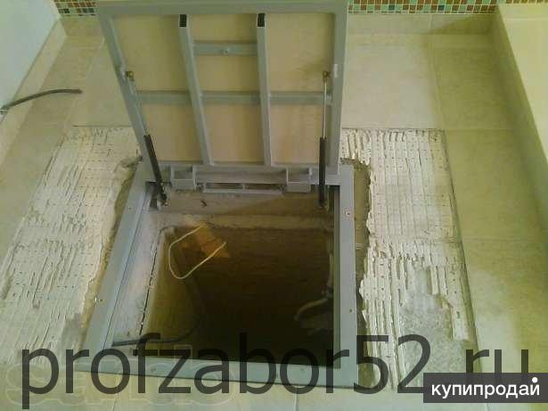 Закрываем люком кессон пластикового погреба Tingrad