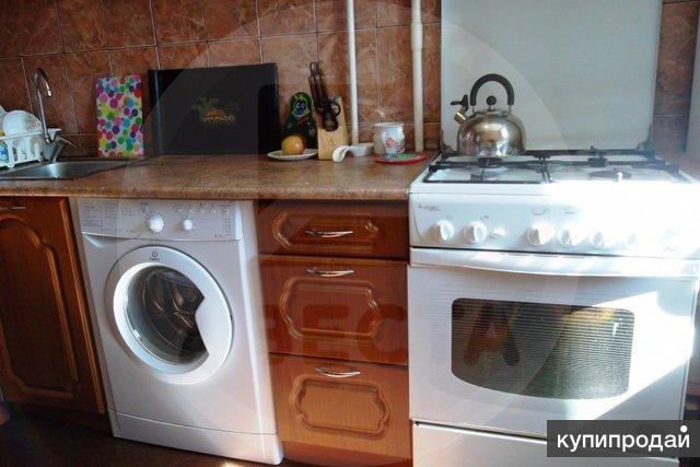 продам 3 комнатную квартиру в центре