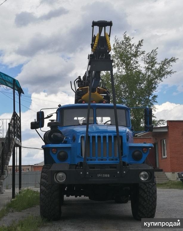 Лесовоз сортиментовоз Урал с ГМ