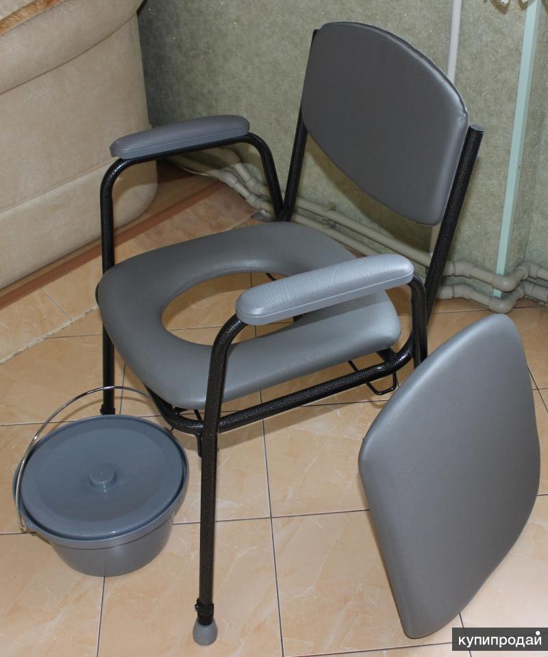 Авито стул туалет. Кресло-туалет для пожилых. Стул унитаз для пожилых. Стульчик для туалета для пожилых. Кресло-туалет с мягким сиденьем.