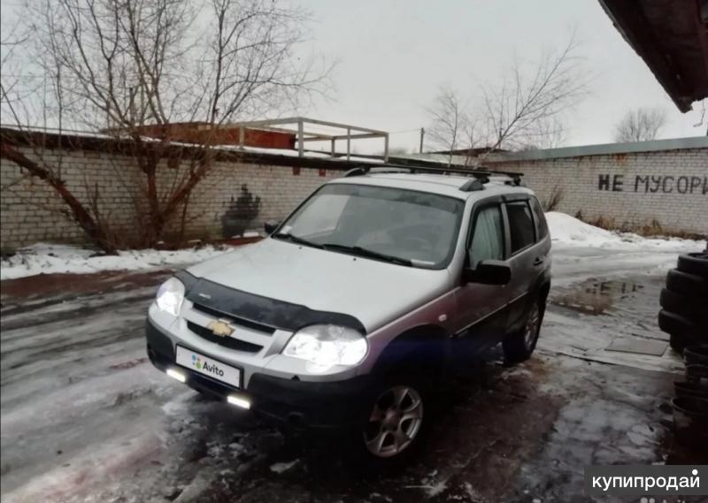 Chevrolet Niva, 2011