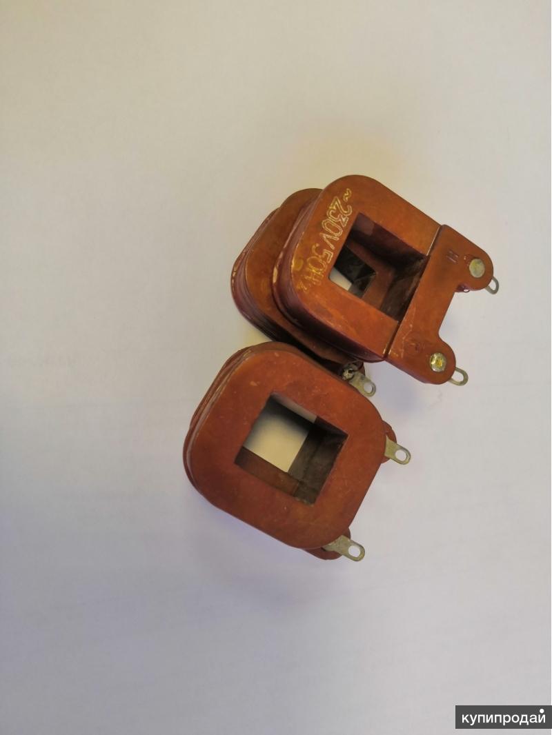 фиксатор катушки janome малый. колпачок 40067104001. катушка фиксатор для кабеля. катушка защелки. фиксатор катушки.