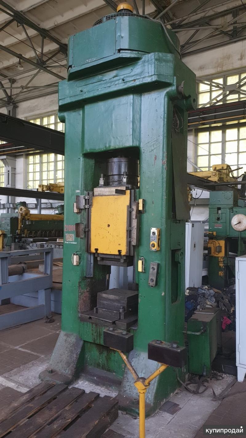 Пресс гидравлический дг2428а. Назначение прессов. Горизонтально-расточной станок 2637гф2. Де2436 гидравлический пресс. Пневматический пресс ppu-151004.