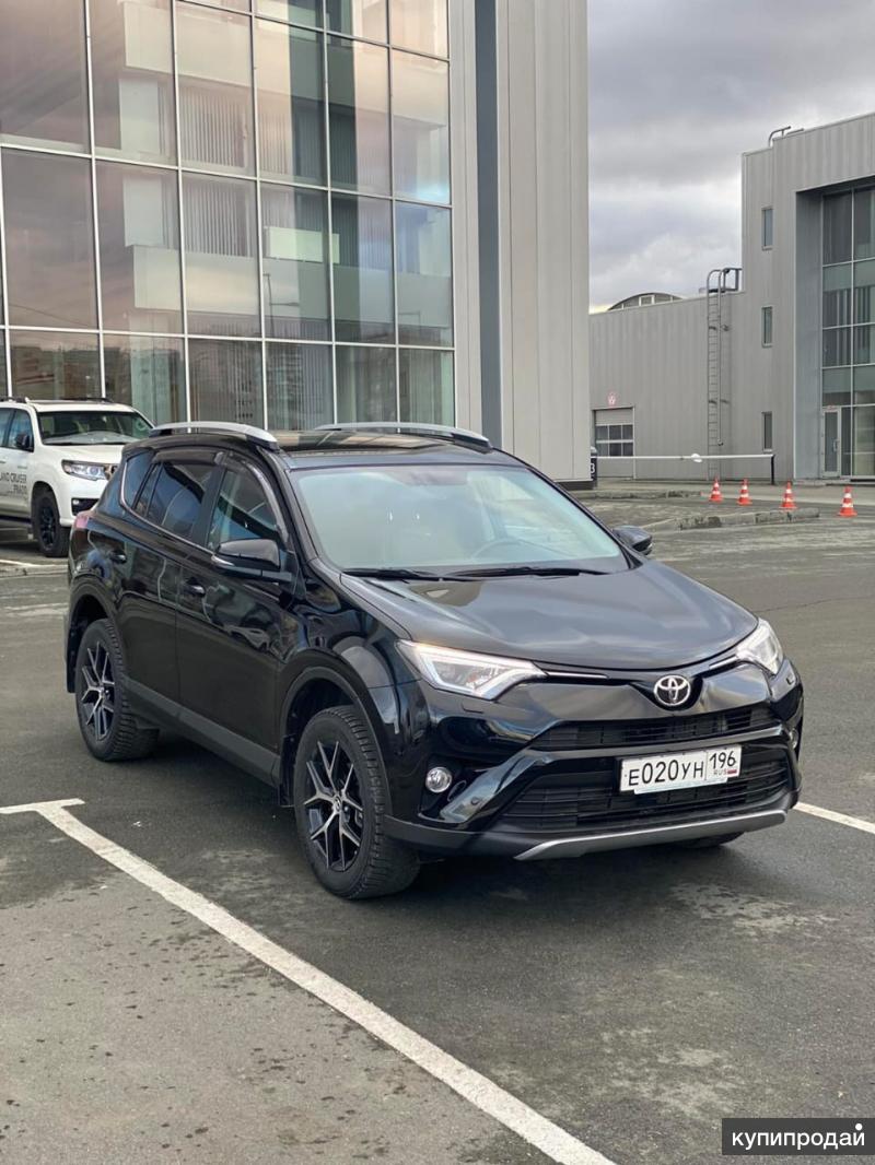 Toyota RAV4, 2017 в Барнауле